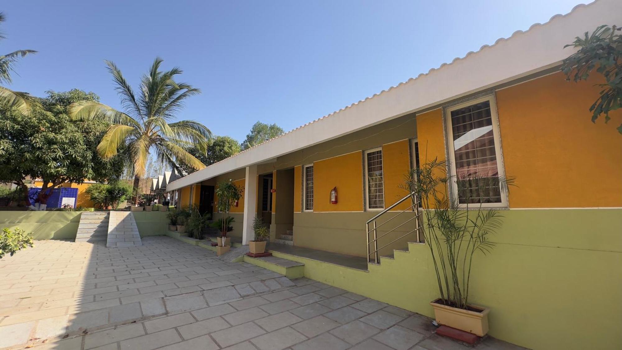 Lion Park Hotel & Resorts Sasan Gir Exterior photo